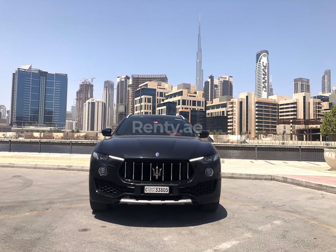 Maserati Levante (Noir), 2019 &agrave; louer &agrave; Duba&iuml;
