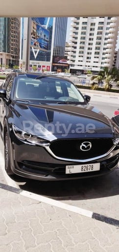 在迪拜 租 马自达CX5 (黑色), 2020