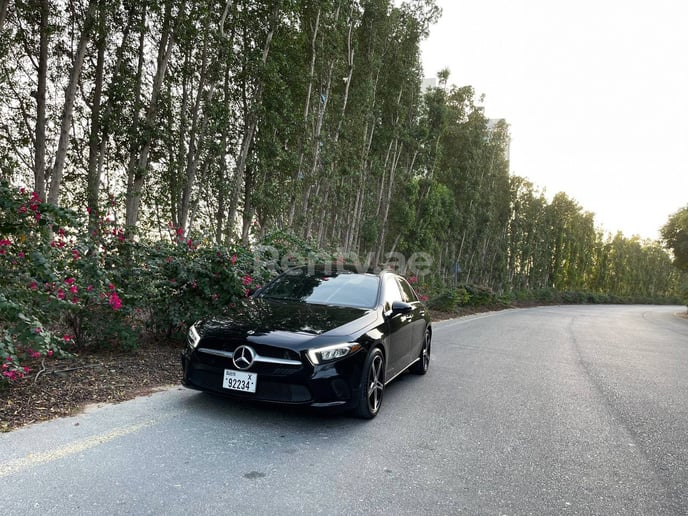 Mercedes A-Klasse (Schwarz), 2020  zur Miete in Dubai