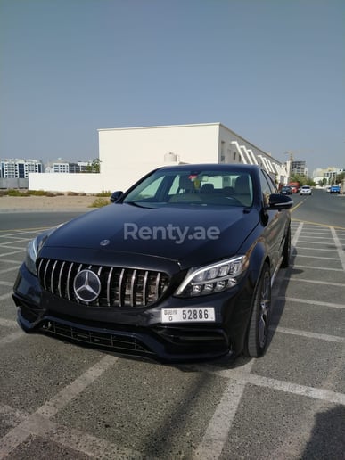 إيجار مرسيدس C300 كلاس (أسود), 2020 في دبي