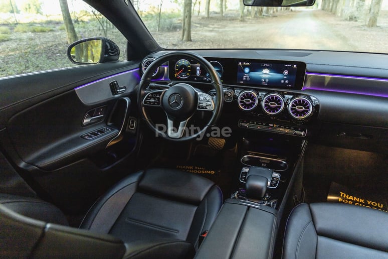 Mercedes CLA 250 with CLA 45 Body Kit (Schwarz), 2020  zur Miete in Dubai