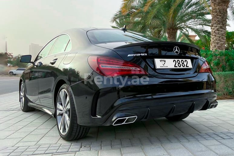 Mercedes CLA (Черный), 2019 для аренды в Дубай