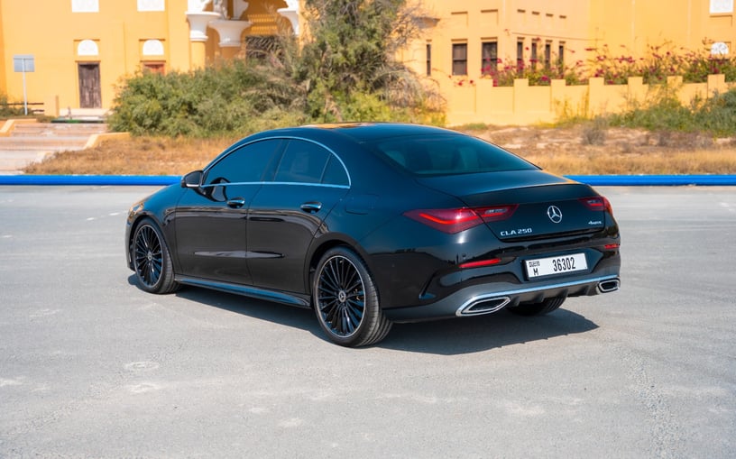 Mercedes CLA250 (Черный), 2024 для аренды в Рас-эль-Хайме