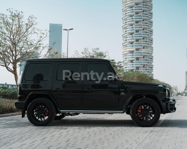 إيجار مرسيدس G63 AMG (أسود), 2020 في دبي