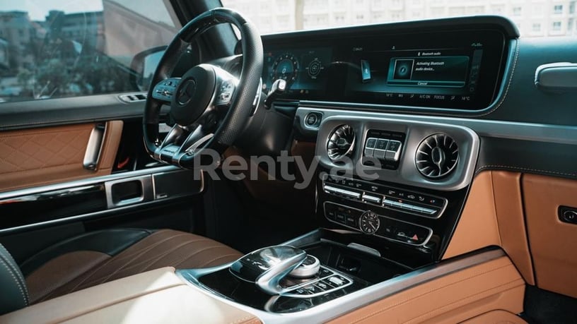 إيجار مرسيدس G63 AMG (أسود), 2020 في دبي