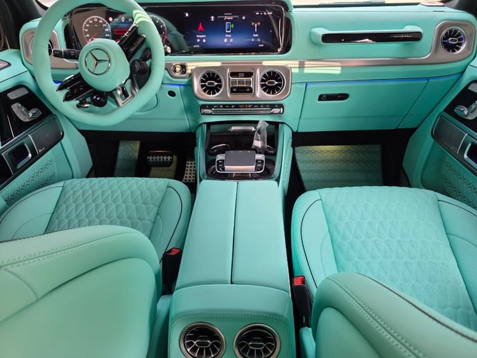 Mercedes G63 AMG (Nero), 2025 - offerte di leasing in Dubai