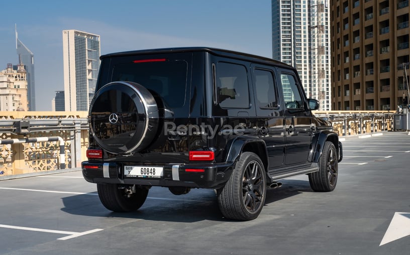 إيجار مرسيدس G63 AMG (أسود), 2020 في أبو ظبي