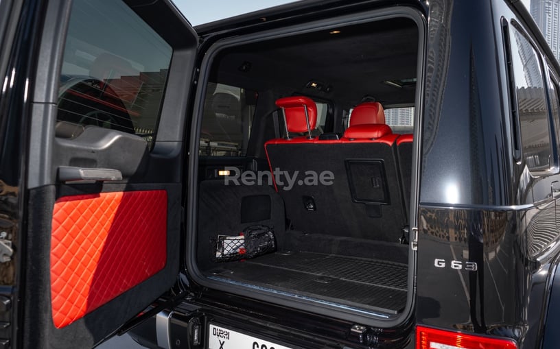 إيجار مرسيدس G63 AMG (أسود), 2020 في أبو ظبي