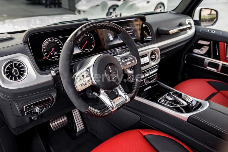 Mercedes G class (Nero), 2020 in affitto a Dubai