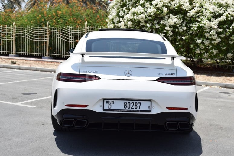إيجار مرسيدس GT (أبيض), 2020 في دبي