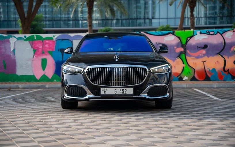 Mercedes Maybach S580 (Zwart), 2023 - lease-aanbiedingen in Abu Dhabi