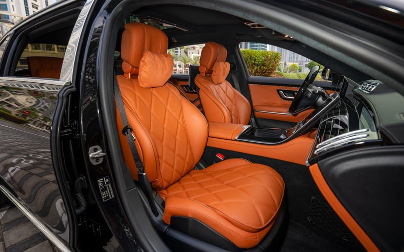 Mercedes Maybach S580 (Zwart), 2023 - lease-aanbiedingen in Abu Dhabi