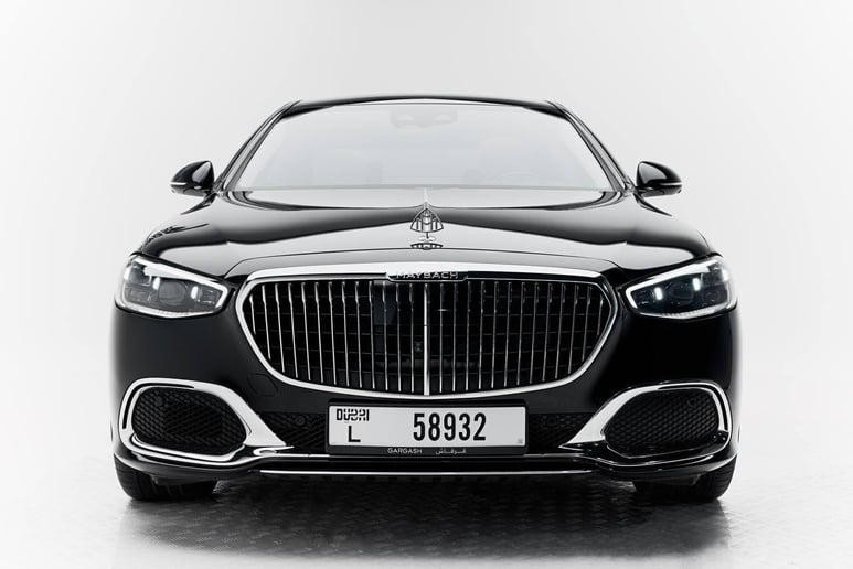 إيجار مرسيدس S550 مايباخ (أسود), 2023 في الشارقة