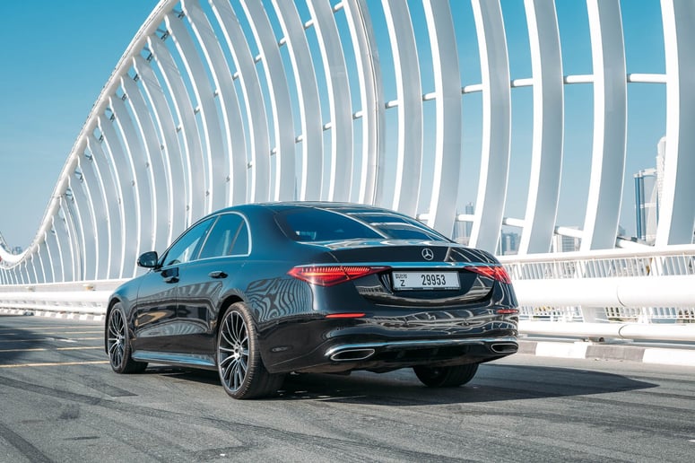 Mercedes S500 (Noir), 2022 &agrave; louer &agrave; Sharjah