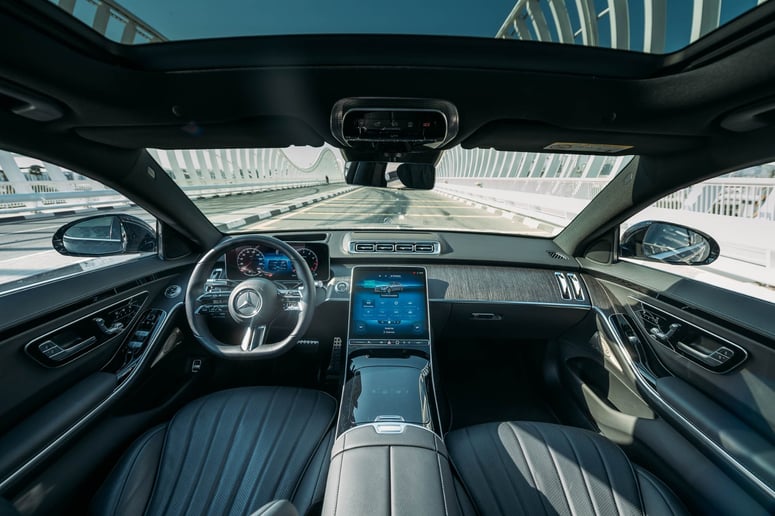 Mercedes S500 (Noir), 2022 &agrave; louer &agrave; Sharjah