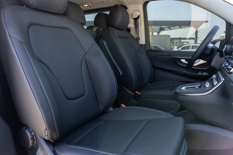 Mercedes V300 Avantgarde Extra Long (Черный), 2025 - предложения по лизингу в Шарджа