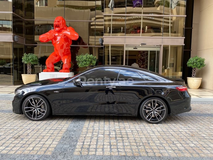 Dubai'de kiralık Mercedes-Benz E53 AMG (Siyah), 2019