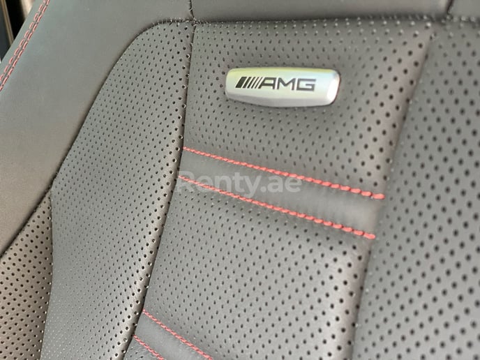 Dubai'de kiralık Mercedes-Benz E53 AMG (Siyah), 2019