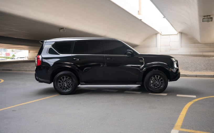Nissan Patrol SE (Zwart), 2025 - lease-aanbiedingen in Ras Al Khaimah