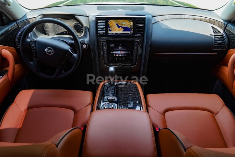 إيجار نيسان باترول V6 Titanium (أسود), 2021 في دبي