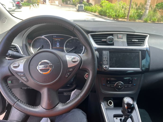Nissan Sentra (Schwarz), 2020  zur Miete in Ras Al Khaimah