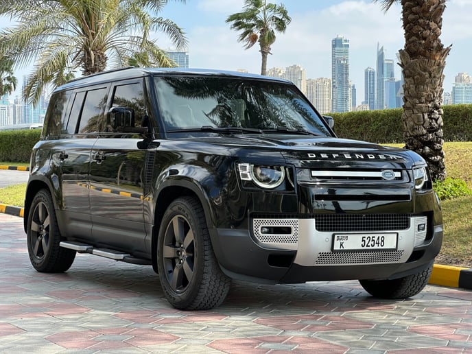 إيجار رينج روفر ديفندر HSE V6 (أسود), 2023 في دبي