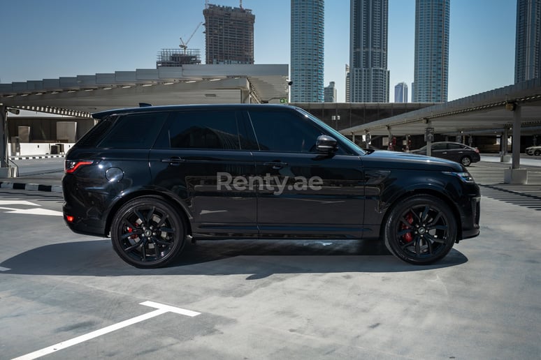Range Rover Sport SVR (Noir), 2021 &agrave; louer &agrave; Duba&iuml;