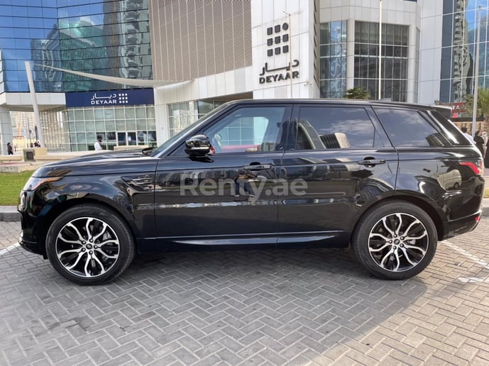 Range Rover Sport (Noir), 2021 &agrave; louer &agrave; Abu Dhabi