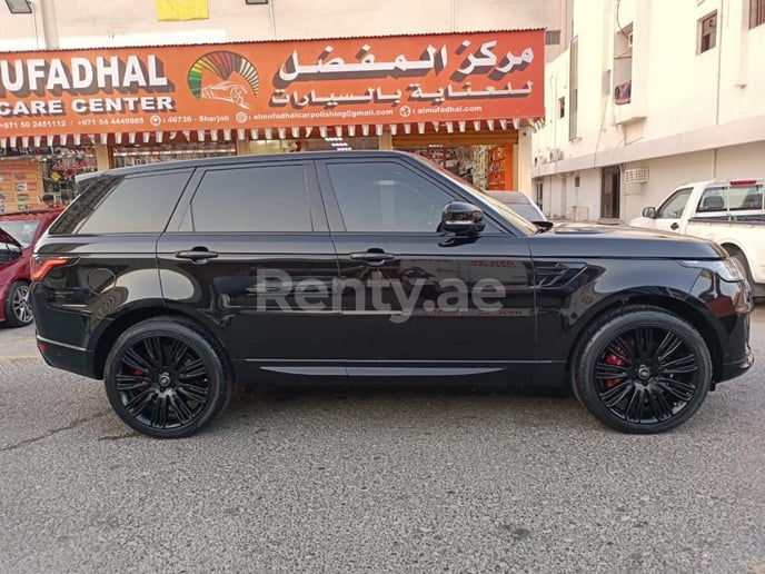 Range Rover Sport (Zwart), 2021 te huur in Dubai