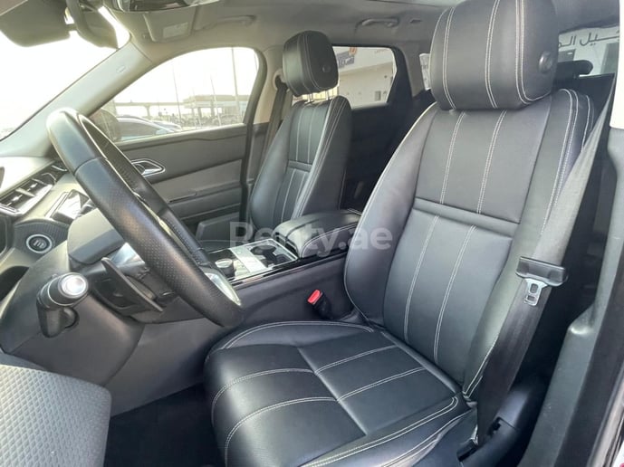 Range Rover Velar (Noir), 2019 &agrave; louer &agrave; Duba&iuml;