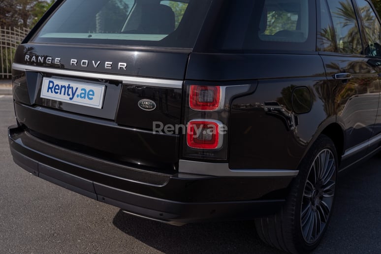 Range Rover Vogue Autobiography Fully Loaded (Черный), 2020 для аренды в Дубай