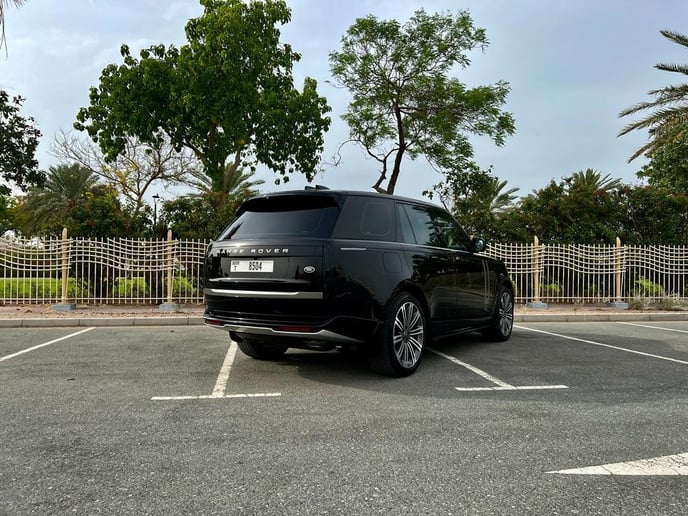Range Rover Vogue Super Charged (Black), 2023 for rent in Dubai 3