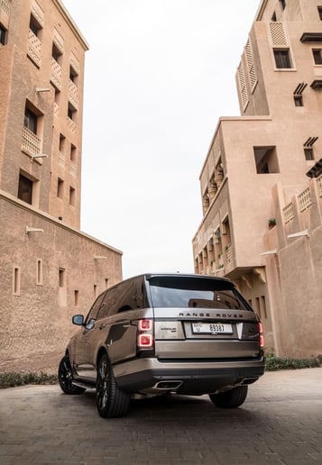 Range Rover Vogue (Noir), 2019 &agrave; louer &agrave; Duba&iuml;