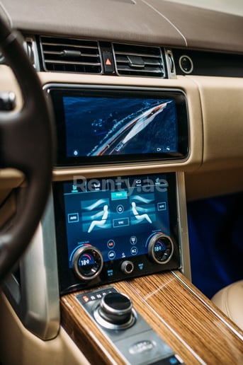 Range Rover Vogue (Nero), 2019 in affitto a Dubai