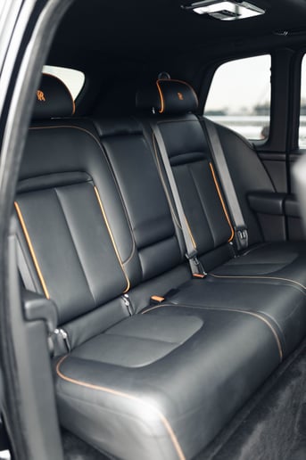 Rolls Royce Cullinan (Schwarz), 2020  zur Miete in Sharjah