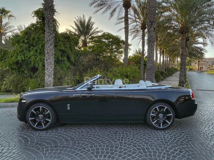Rolls Royce Dawn (Nero), 2020 in affitto a Dubai