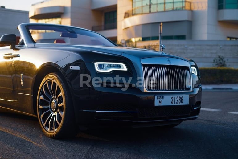 Rolls Royce Dawn Black Badge (Schwarz), 2020  zur Miete in Dubai