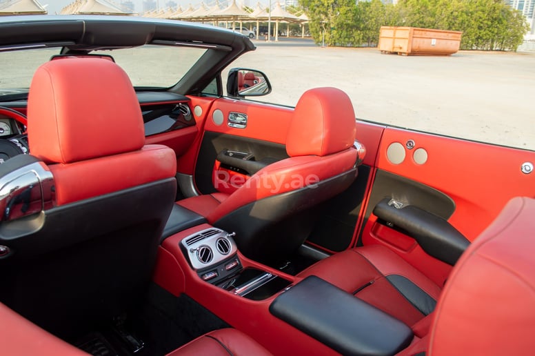 Rolls Royce Dawn (Noir), 2020 &agrave; louer &agrave; Duba&iuml;