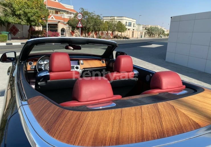 Rolls Royce Dawn (Nero), 2018 in affitto a Dubai
