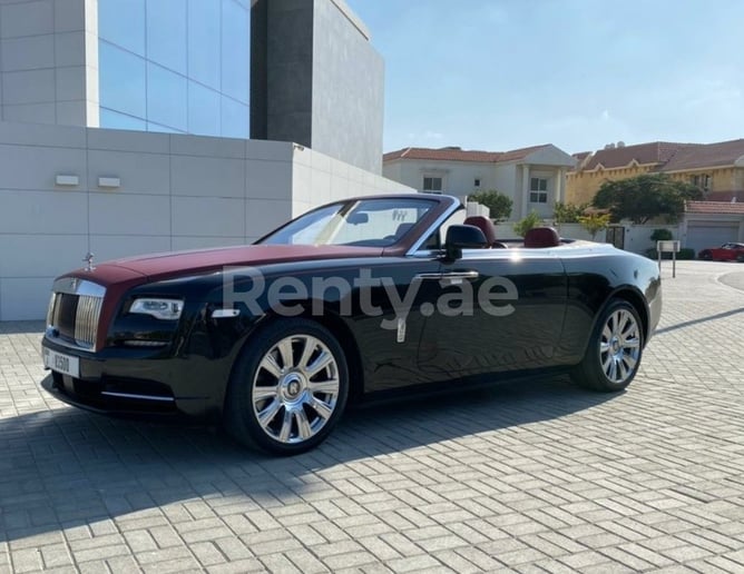 Rolls Royce Dawn (Nero), 2018 in affitto a Dubai