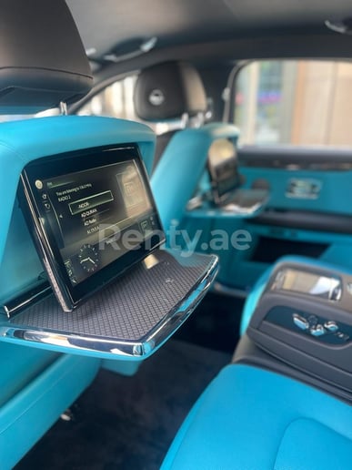 Rolls Royce Ghost (Schwarz), 2022  zur Miete in Dubai