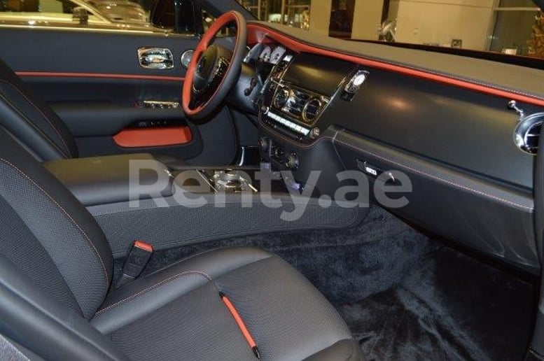 Dubai'de kiralık Rolls Royce Wraith-BLACK BADGE ADAMAS 1 OF 40 (Siyah), 2019