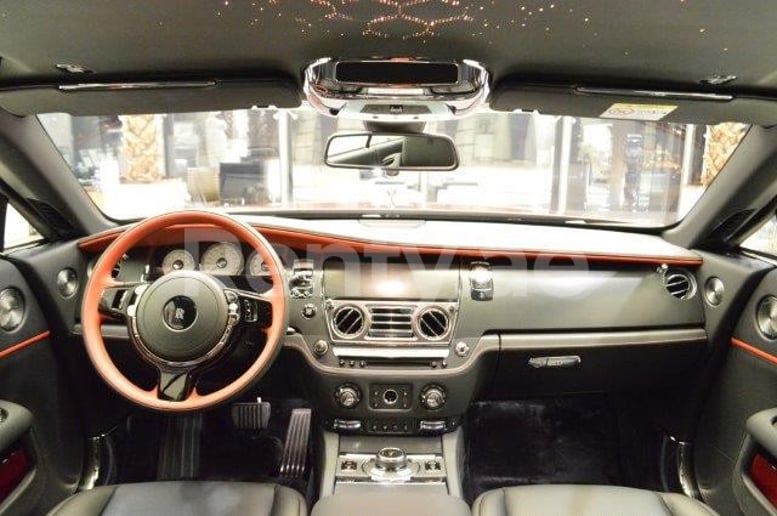 Dubai'de kiralık Rolls Royce Wraith-BLACK BADGE ADAMAS 1 OF 40 (Siyah), 2019