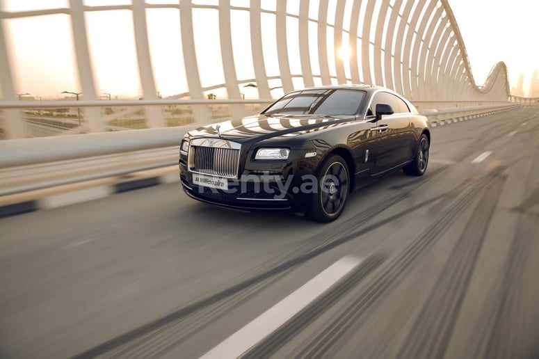 Dubai'de kiralık Rolls Royce Wraith (Siyah), 2018