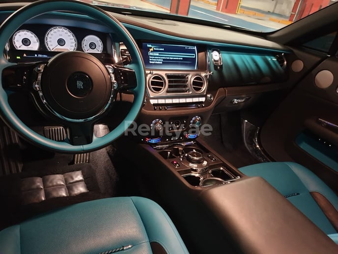 Rolls Royce Wraith (Negro), 2019 para alquiler en Dub&aacute;i