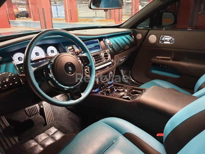 Rolls Royce Wraith (Negro), 2019 para alquiler en Dub&aacute;i