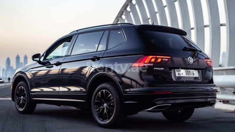 Volkswagen Tiguan (Noir), 2021 &agrave; louer &agrave; Duba&iuml;
