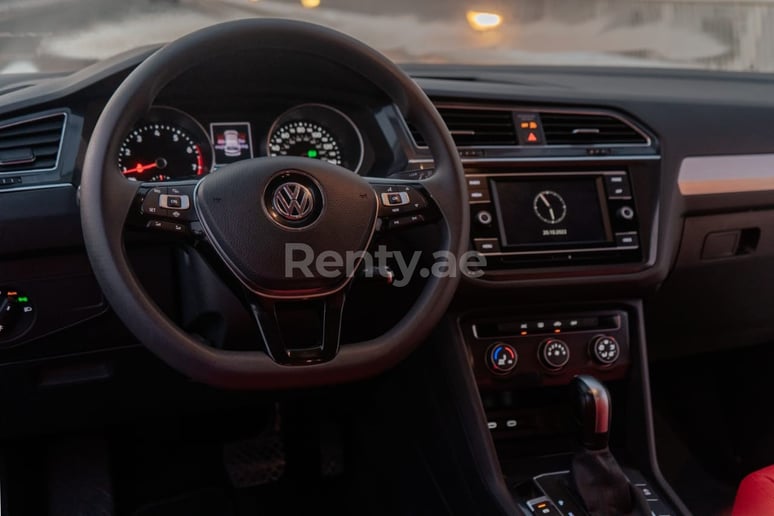 Volkswagen Tiguan (Noir), 2021 &agrave; louer &agrave; Duba&iuml;