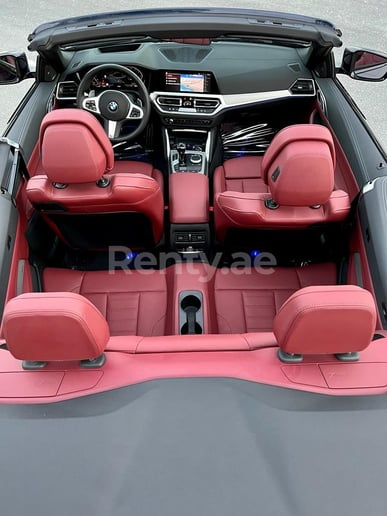 BMW 430 Convertible (Azul), 2022 para alquiler en Dub&aacute;i