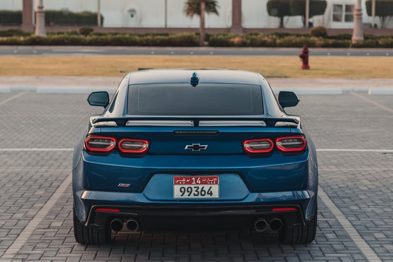 Chevrolet Camaro SS (Azul), 2022 para alquiler en Abu Dhabi